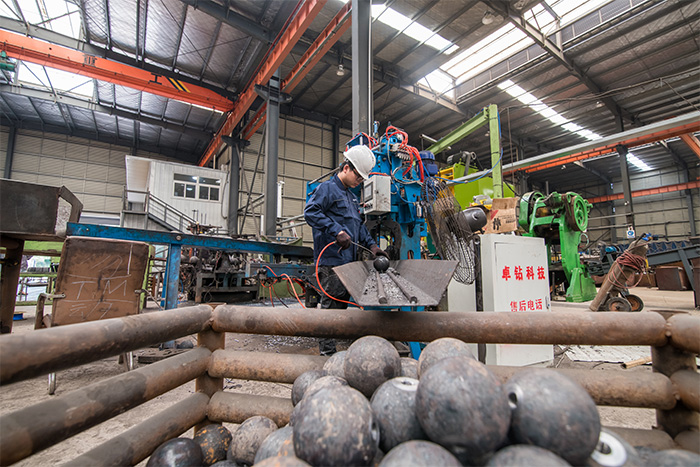 攀枝花网架配件-螺栓球加工车间